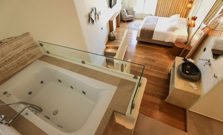 Life Suites