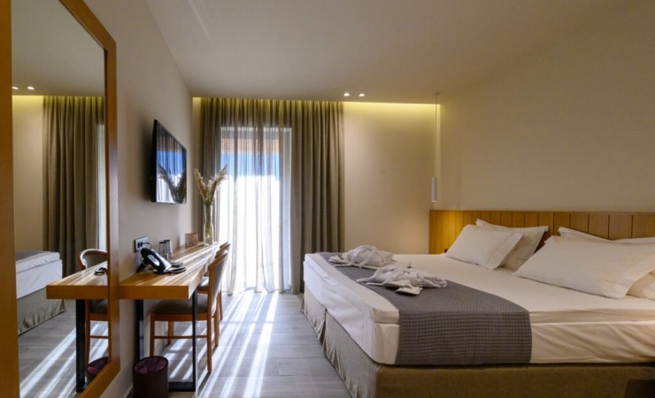 Denthis Hotel