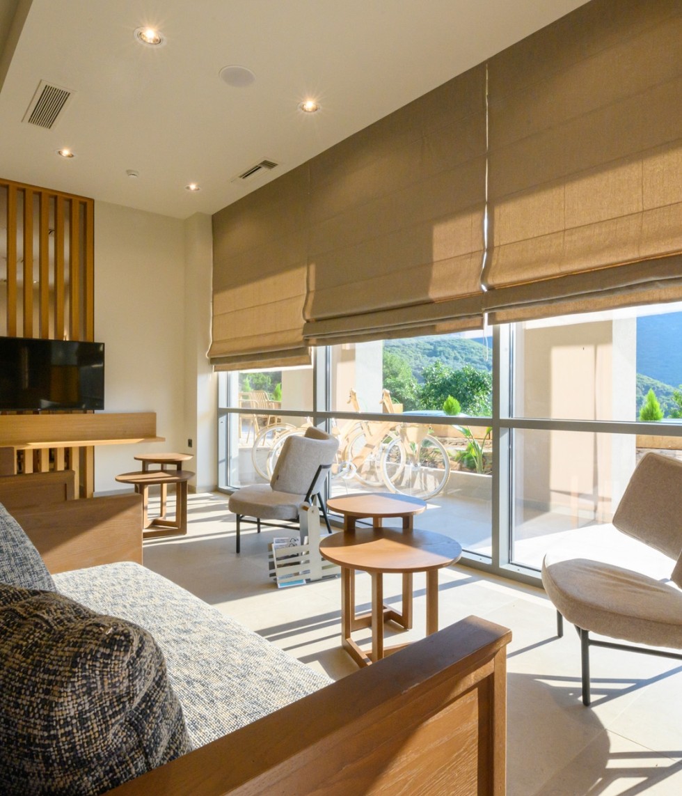 Denthis Hotel